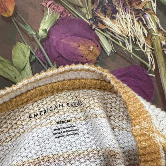 American Eagle Striped Mustard and White Women's Slouchy Waffle Top - Picture 8 of 8